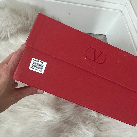 Valentino Garavani Black Rock Studded Ankle Strap Leather Heels 7.5/ 37.5 NWT - Picture 10 of 12